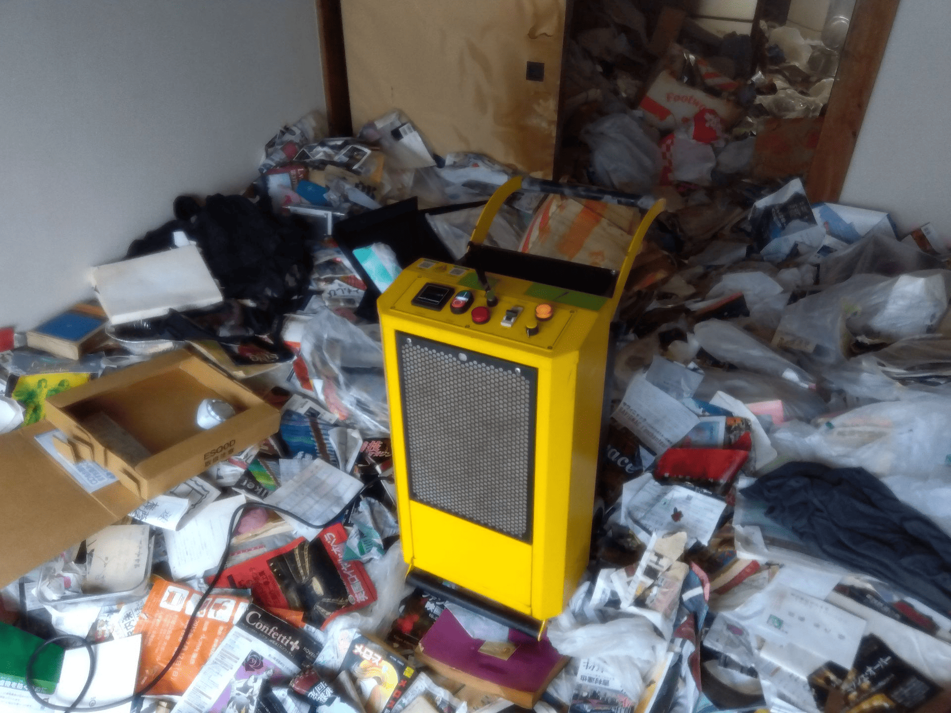 ゴミ屋敷状態でも特殊清掃可能です