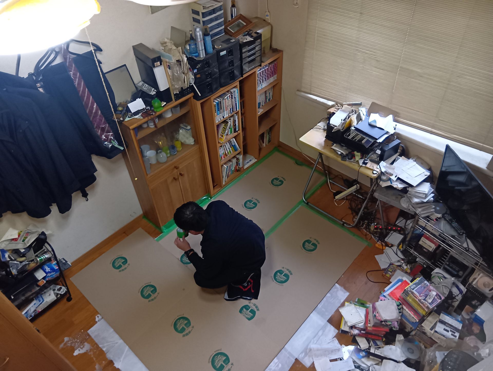 入室環境を整える特殊清掃一次処理