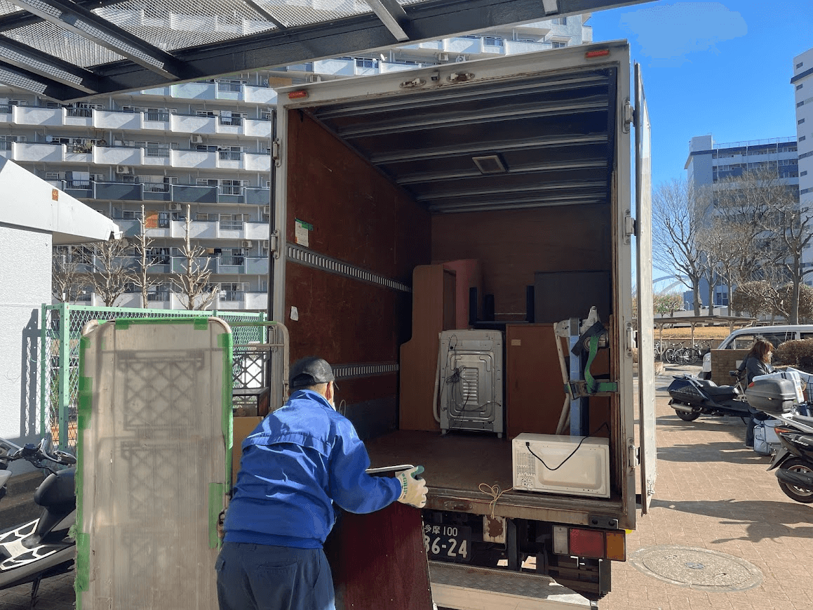 廃棄物運搬の様子